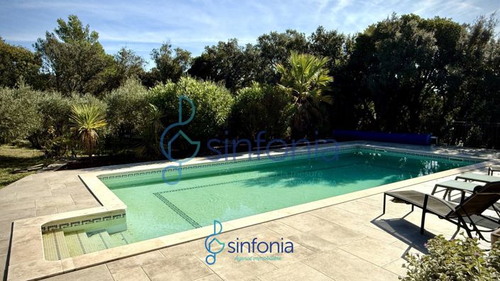 Image No.9-5 Bed House for sale