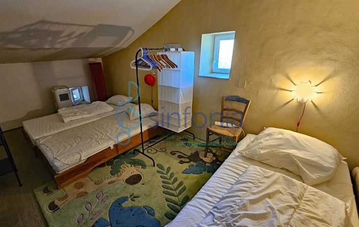 Image No.9-3 Bed House for sale