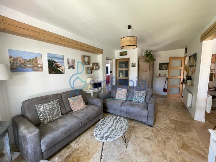 Image No.13-7 Bed House for sale