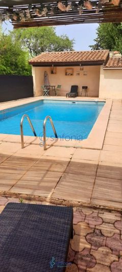 Image No.17-Maison de 7 chambres à vendre à Uzès