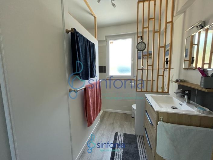 Image No.18-7 Bed House for sale