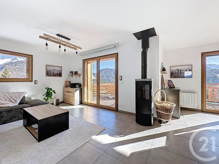 Image No.2-3 Bed House for sale