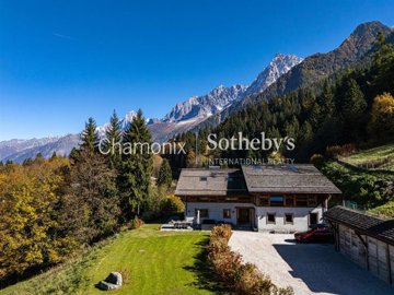 1 - Les Houches, House