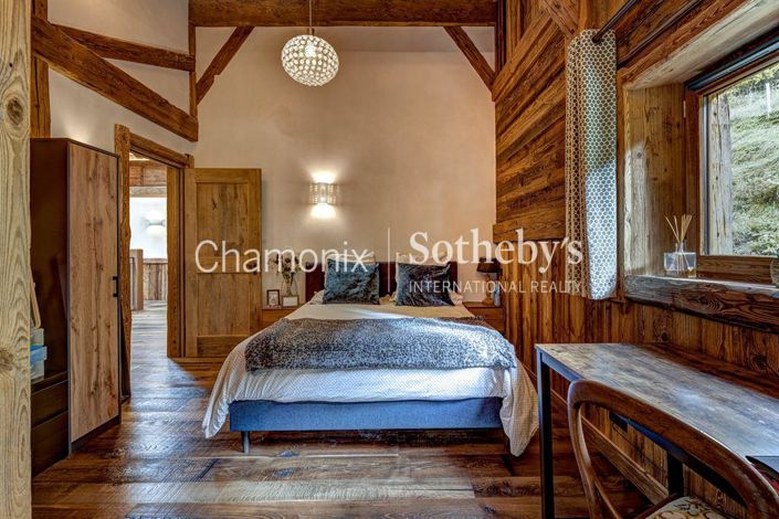 Image No.11-5 Bed House for sale