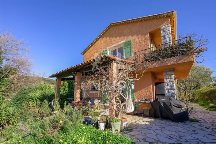 Image No.19-3 Bed House for sale