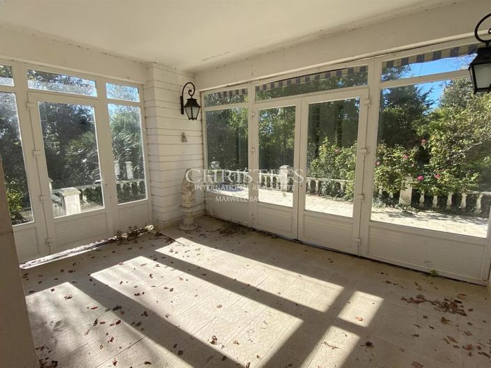 Image No.15-5 Bed House for sale