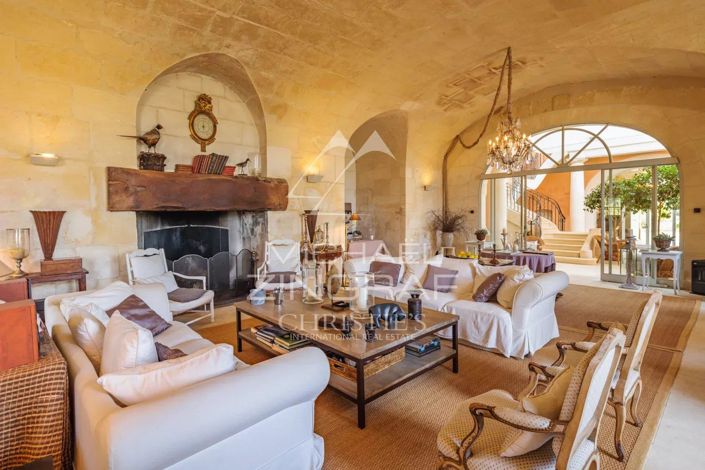 Image No.7-13 Bed House for sale