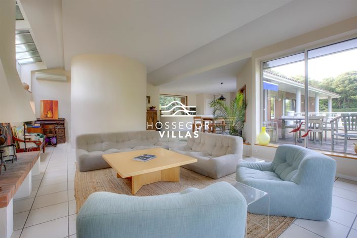 Image No.12-5 Bed House for sale