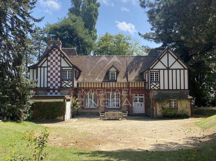 Image No.2-6 Bed House for sale