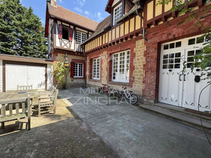 Image No.3-6 Bed House for sale