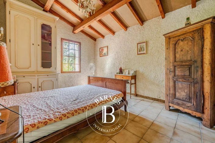 Image No.9-4 Bed House for sale