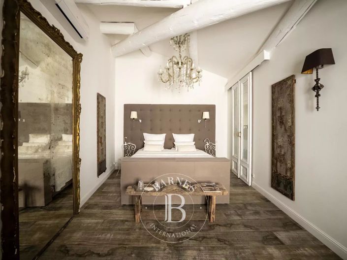 Image No.16-Maison de 7 chambres à vendre à Châteauneuf-de-Gadagne