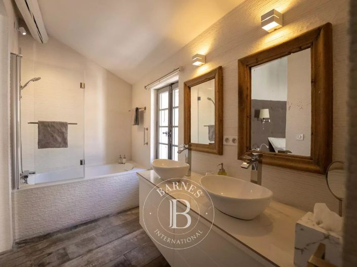 Image No.17-Maison de 7 chambres à vendre à Châteauneuf-de-Gadagne