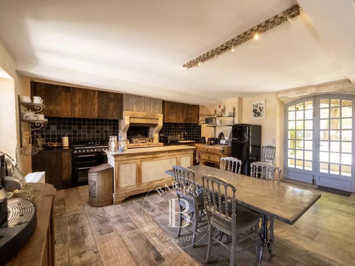 Image No.7-Maison de 7 chambres à vendre à Châteauneuf-de-Gadagne