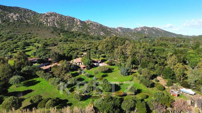 Image No.7-8 Bed House for sale