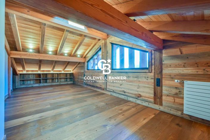 Image No.15-5 Bed House for sale