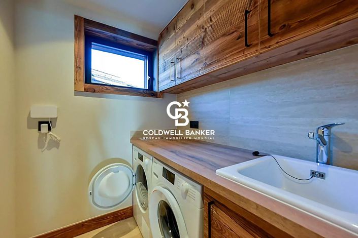 Image No.22-5 Bed House for sale