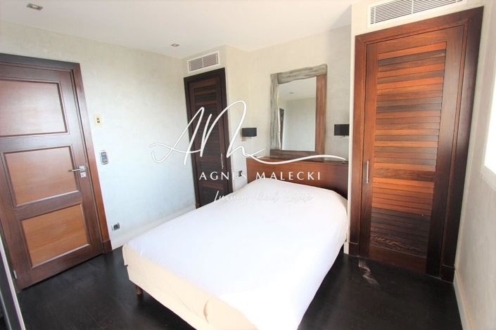 Image No.14-4 Bed House for sale