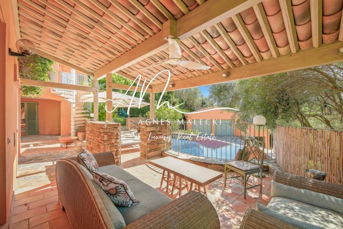 Image No.3-6 Bed House for sale