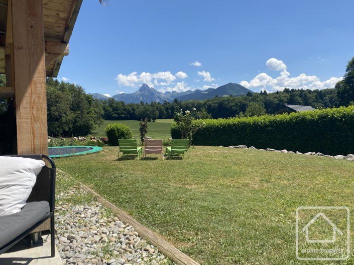 Image No.21-5 Bed Property for sale