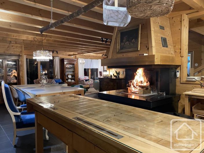 Image No.6-5 Bed Property for sale