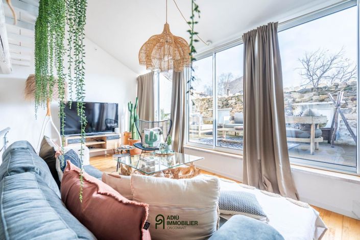 Image No.10-3 Bed House for sale