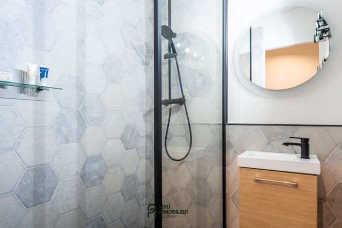 Image No.18-3 Bed House for sale