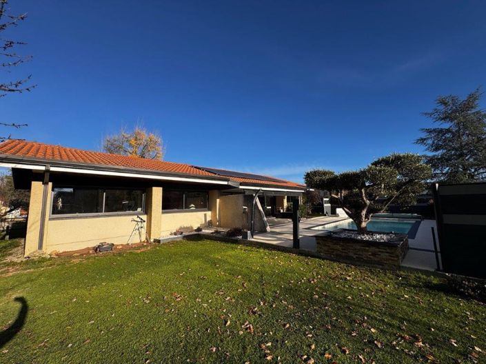 Image No.13-3 Bed House for sale