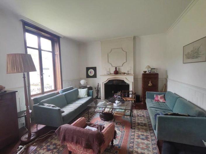 Image No.6-6 Bed House for sale