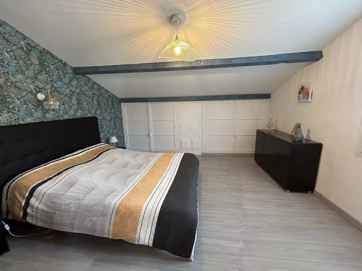 Image No.12-3 Bed House for sale