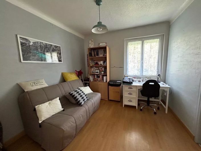 Image No.7-3 Bed House for sale