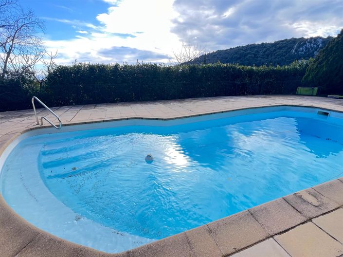 Image No.9-2 Bed House for sale