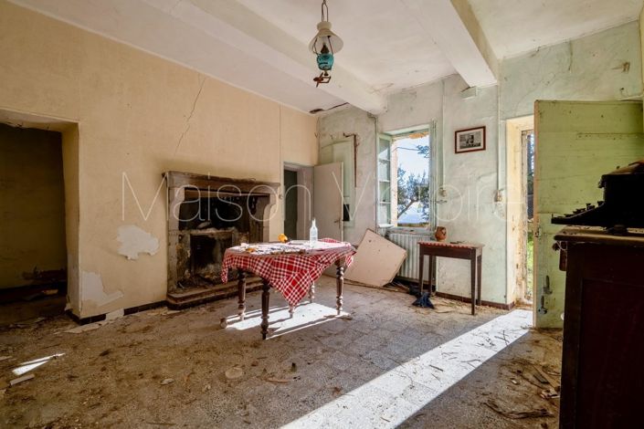 Image No.10-5 Bed House for sale