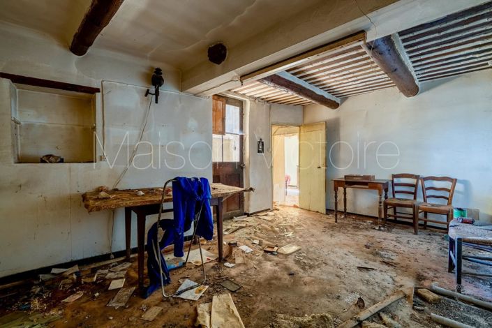 Image No.11-5 Bed House for sale