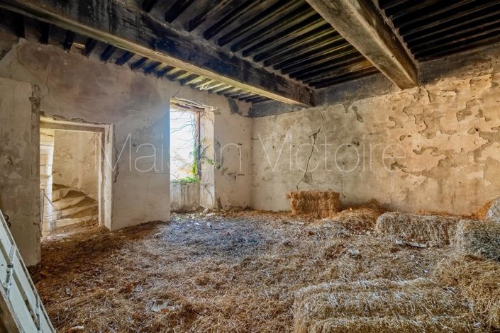 Image No.20-5 Bed House for sale