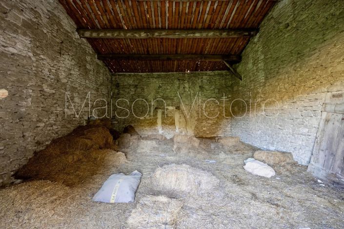 Image No.22-5 Bed House for sale