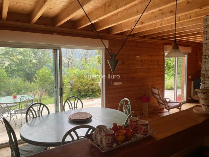 Image No.6-3 Bed House for sale