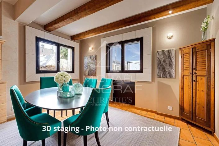 Image No.8-5 Bed House for sale