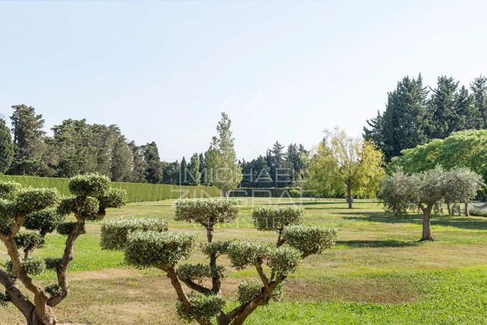 Image No.4-6 Bed House for sale