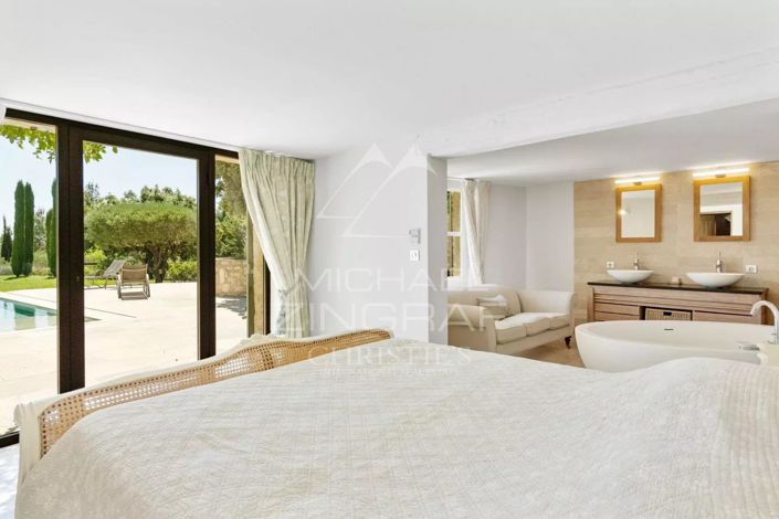 Image No.11-7 Bed House for sale