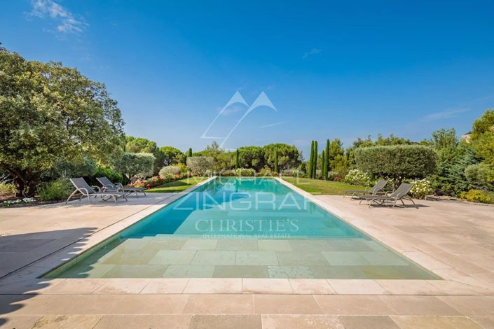 Image No.16-7 Bed House for sale