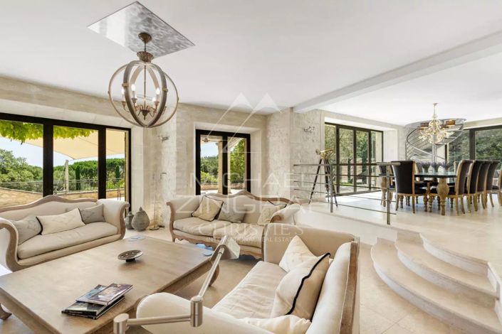 Image No.4-7 Bed House for sale