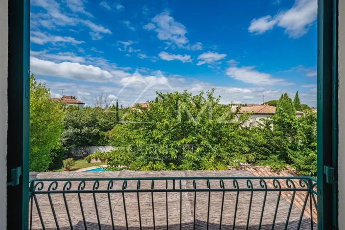 Image No.9-4 Bed House for sale