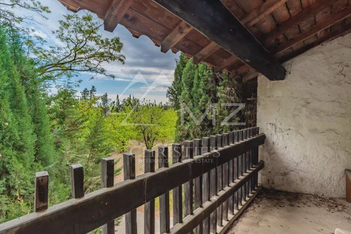 Image No.9-4 Bed House for sale