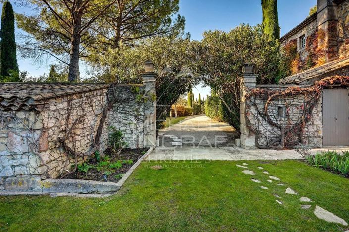 Image No.16-9 Bed House for sale