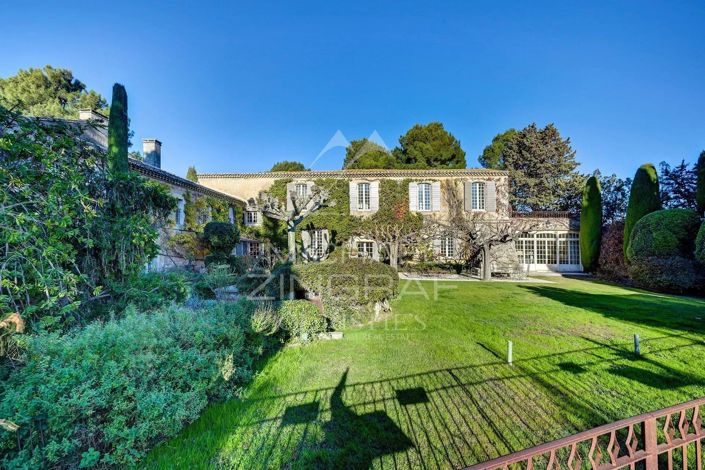 Image No.2-9 Bed House for sale