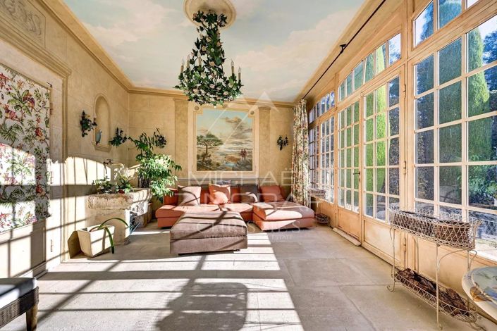 Image No.7-9 Bed House for sale