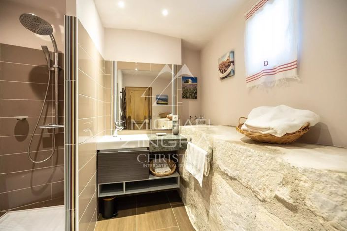 Image No.13-4 Bed House for sale