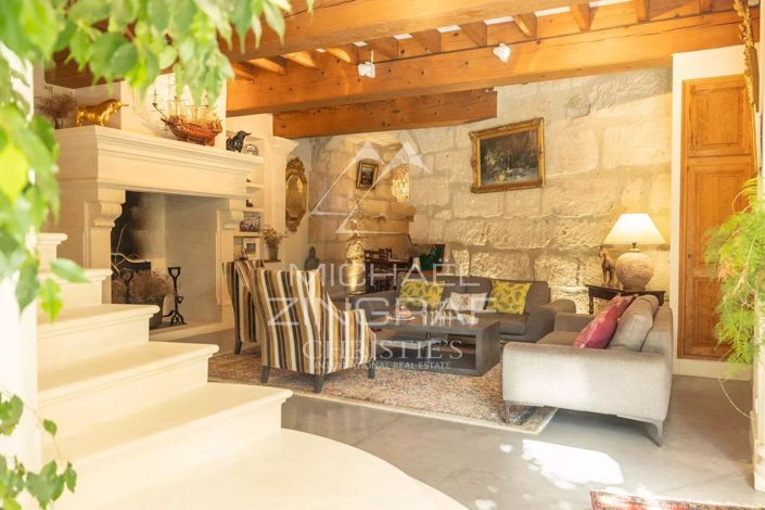 Image No.3-4 Bed House for sale