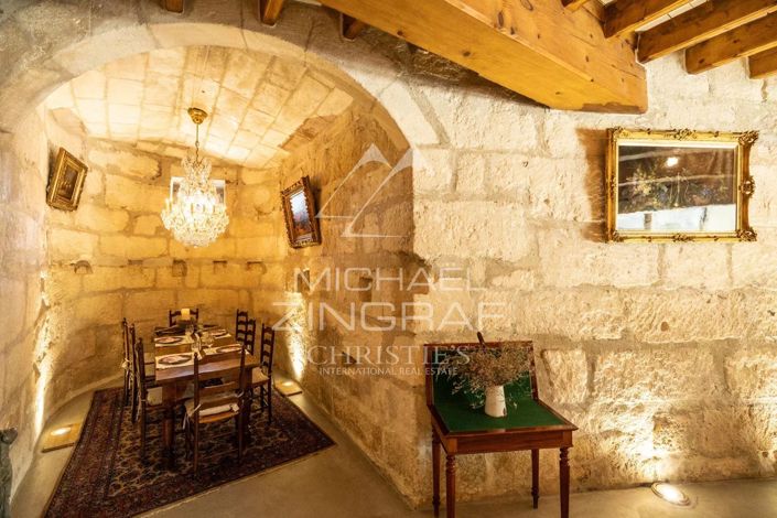 Image No.9-4 Bed House for sale